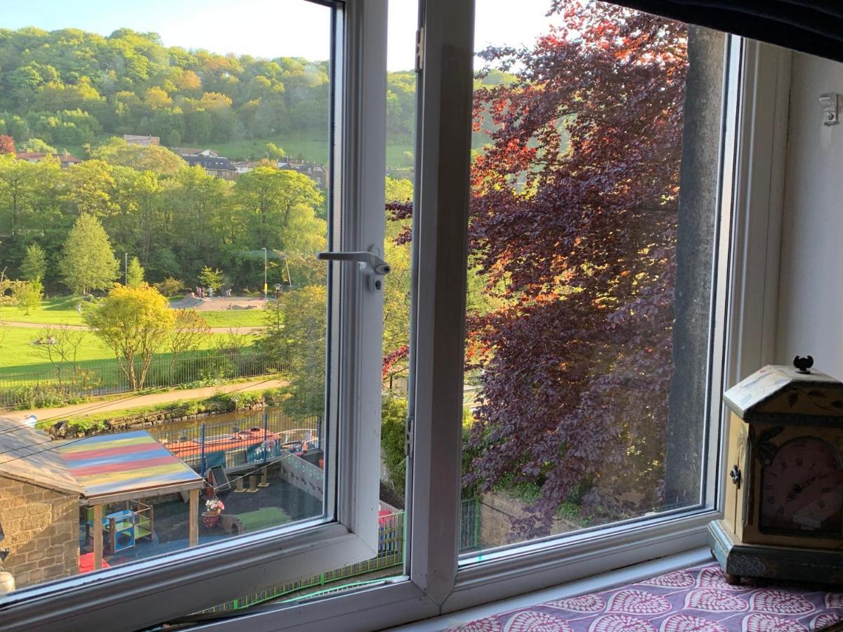 4 Bedroom Period Townhouse In The Heart Of Hebden 헵덴브릿지 외부 사진