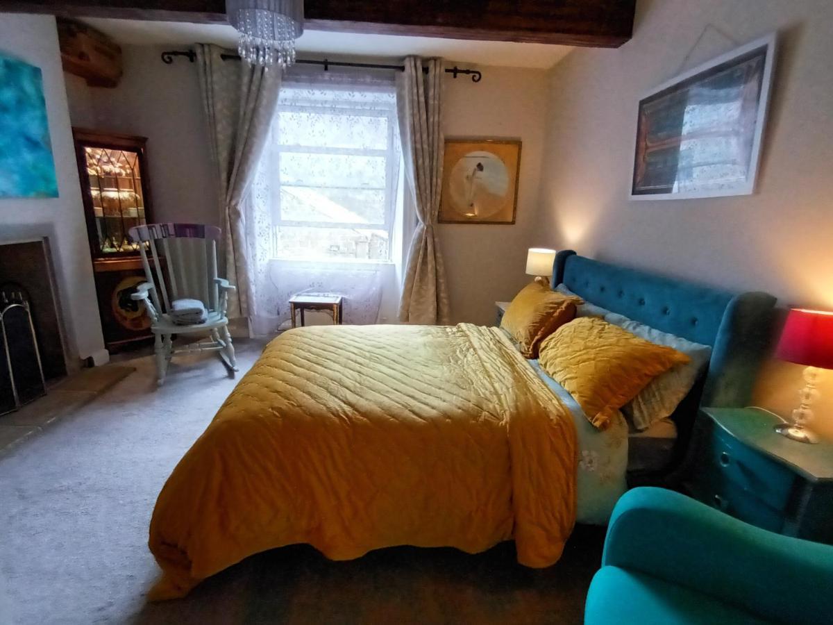 4 Bedroom Period Townhouse In The Heart Of Hebden 헵덴브릿지 외부 사진