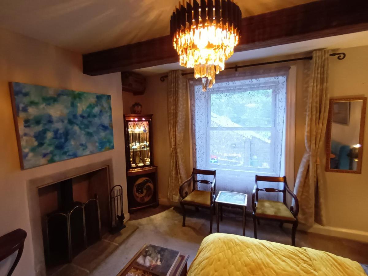 4 Bedroom Period Townhouse In The Heart Of Hebden 헵덴브릿지 외부 사진