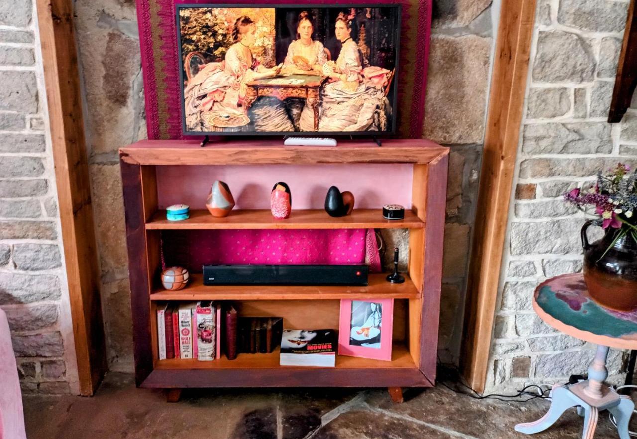4 Bedroom Period Townhouse In The Heart Of Hebden 헵덴브릿지 외부 사진